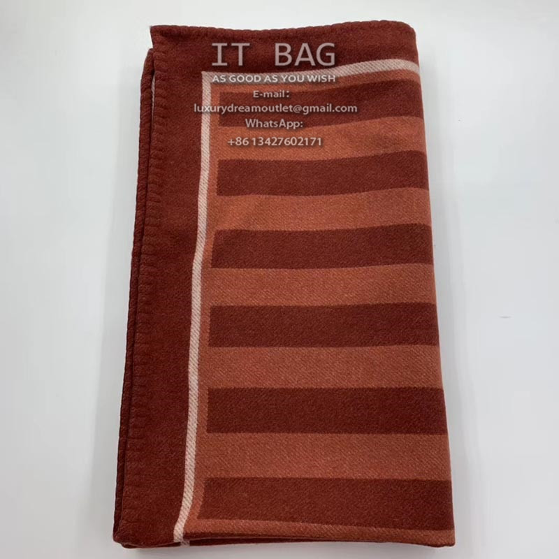 Couvertures Nouvelles plaid corail 4